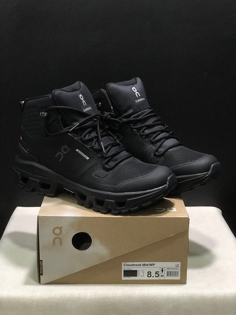 On Cloudrock Low WP (Colorway 15)