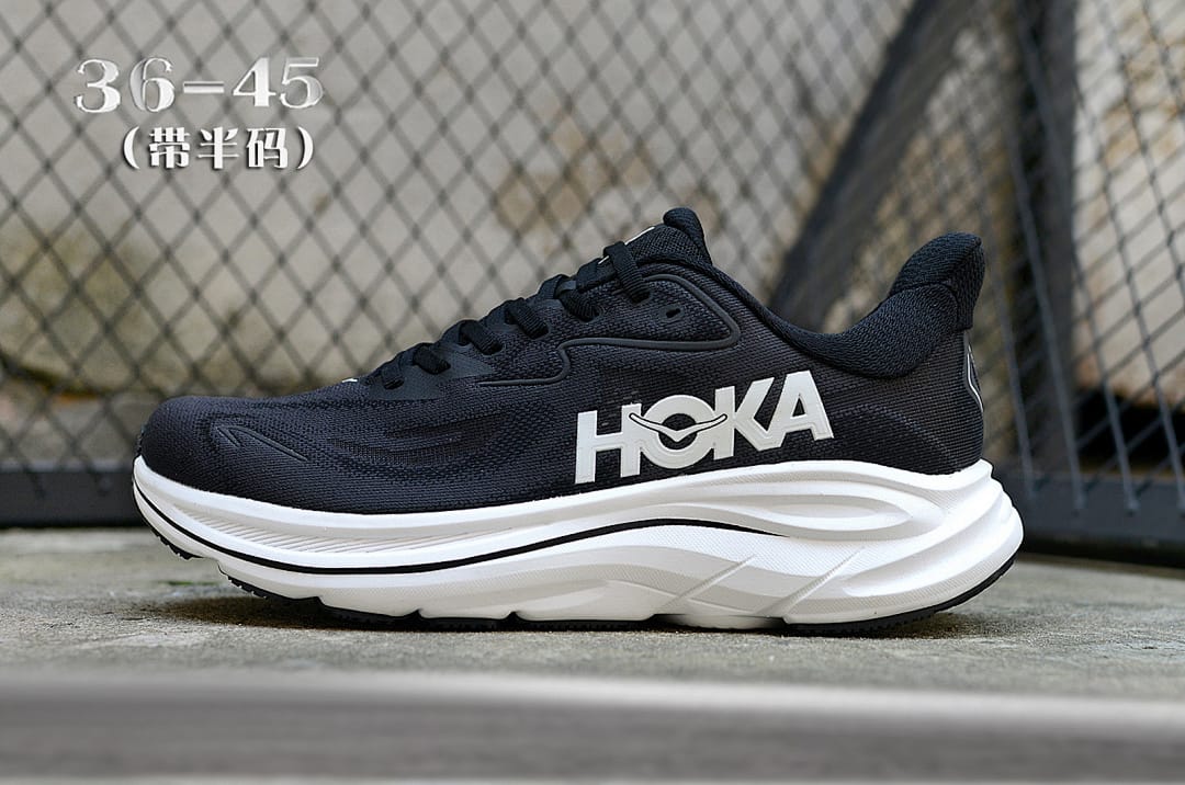 HOKA Clifton 10 'Black White'