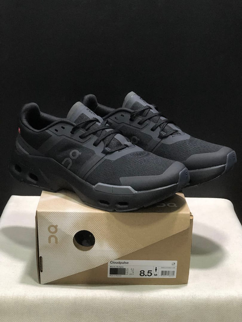 On Cloudpulse 'Triple Black'
