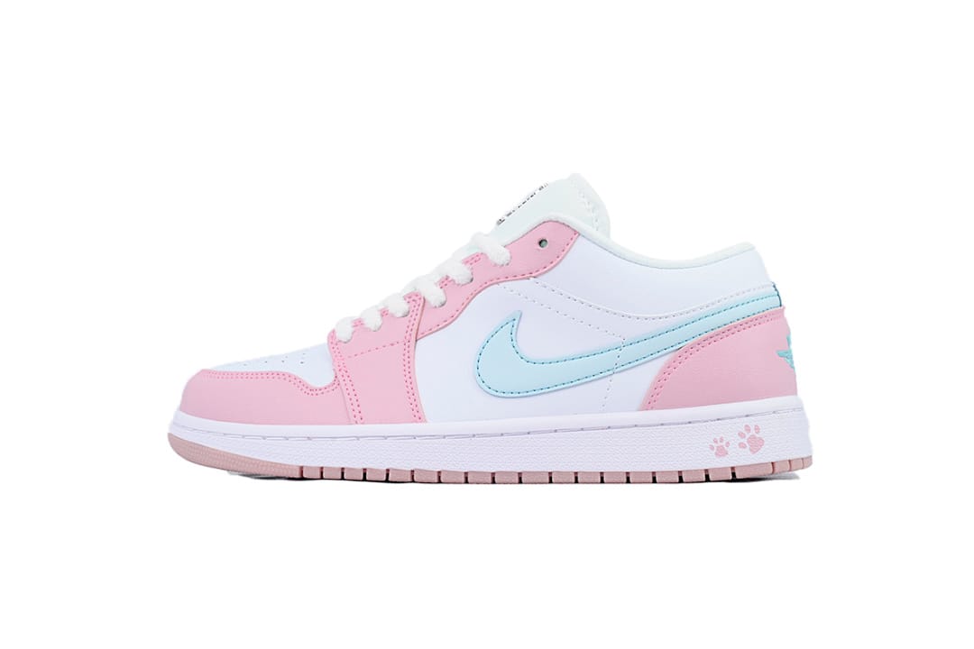 Air Jordan 1 Low SE Paw Print