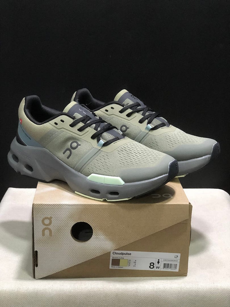 On Cloudpulse 'Grey Green'