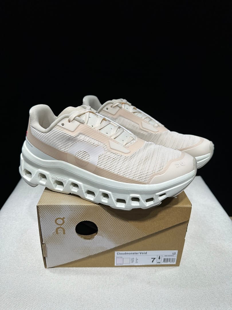 On Cloudmonster Void 'Dewdrop White'