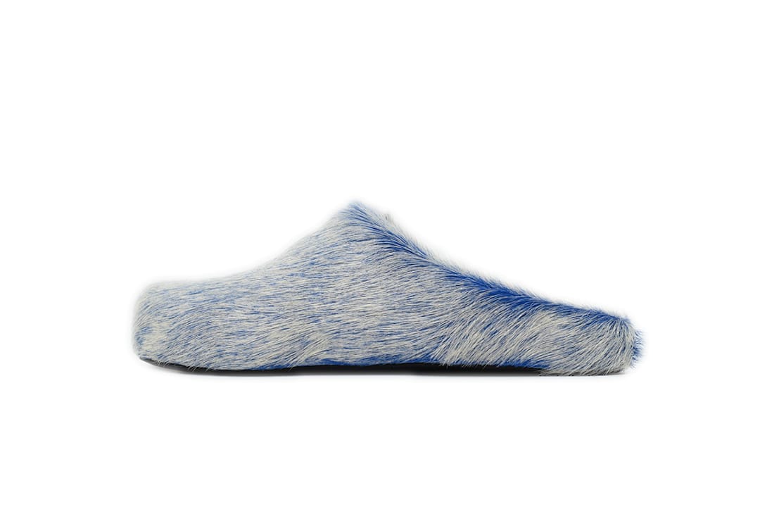 Marni Furry White Blue Fussbett Tie Dye