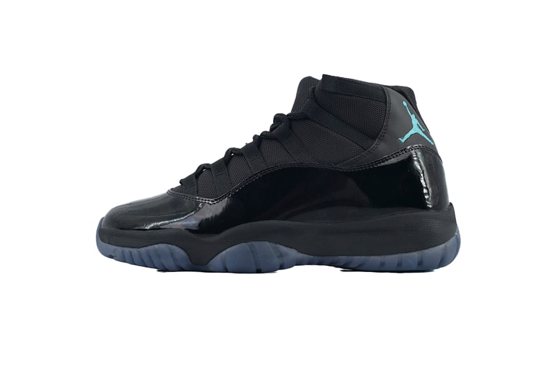 Air Jordan 11 Retro x A Ma Maniére Gamma Blue (Colorway 5)