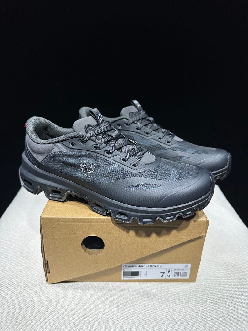 On × LOEWE Cloudventure 2.0 'Triple Black'