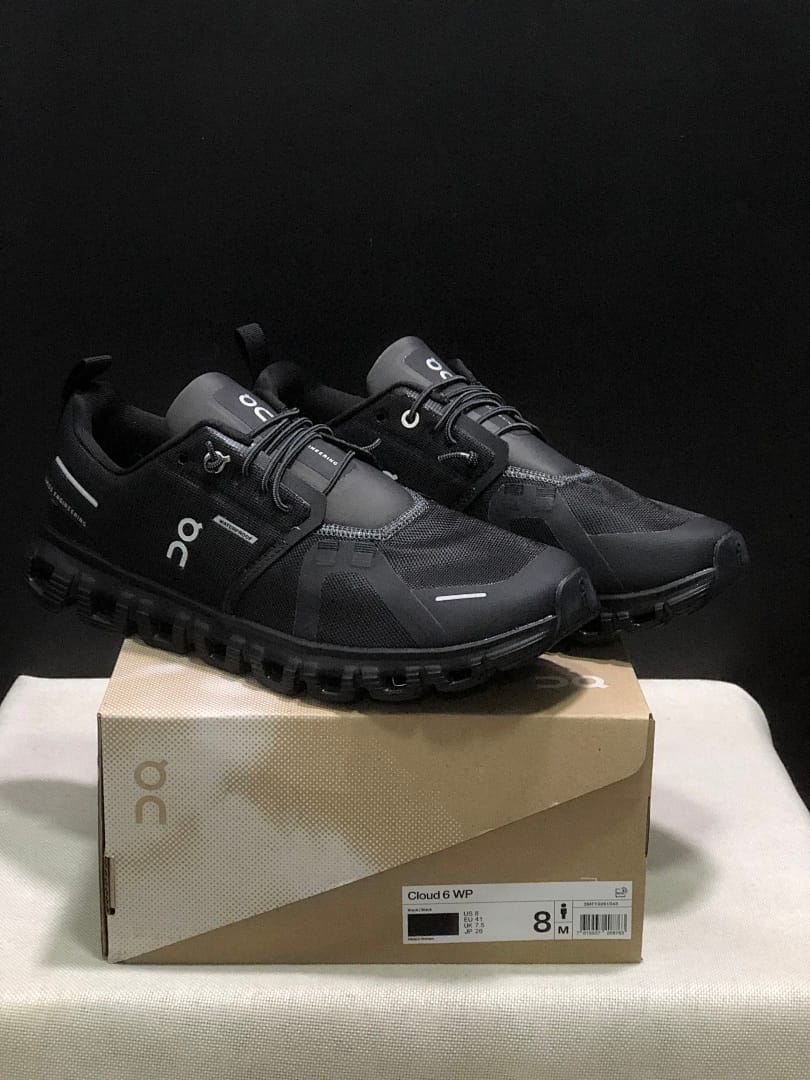 On Cloud 6 'Triple Black' (Colorway 2)