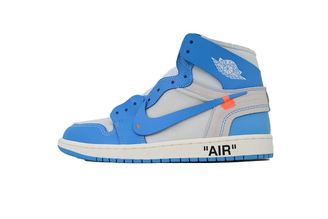 Air Jordan 1 Retro High OG UNC