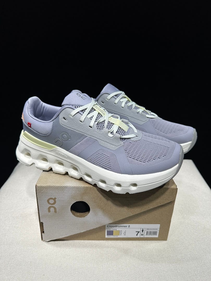 On Cloudrunner 2 'Purple'