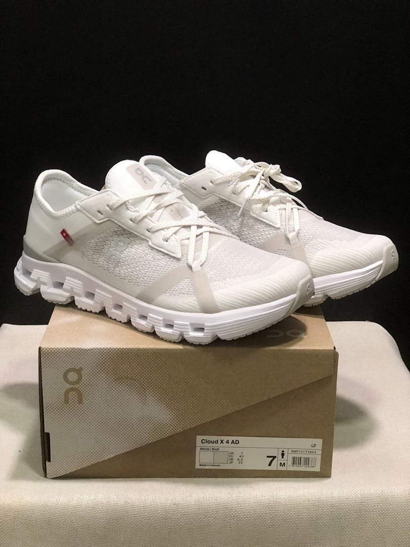 On Cloud X4 AD 'Triple White'