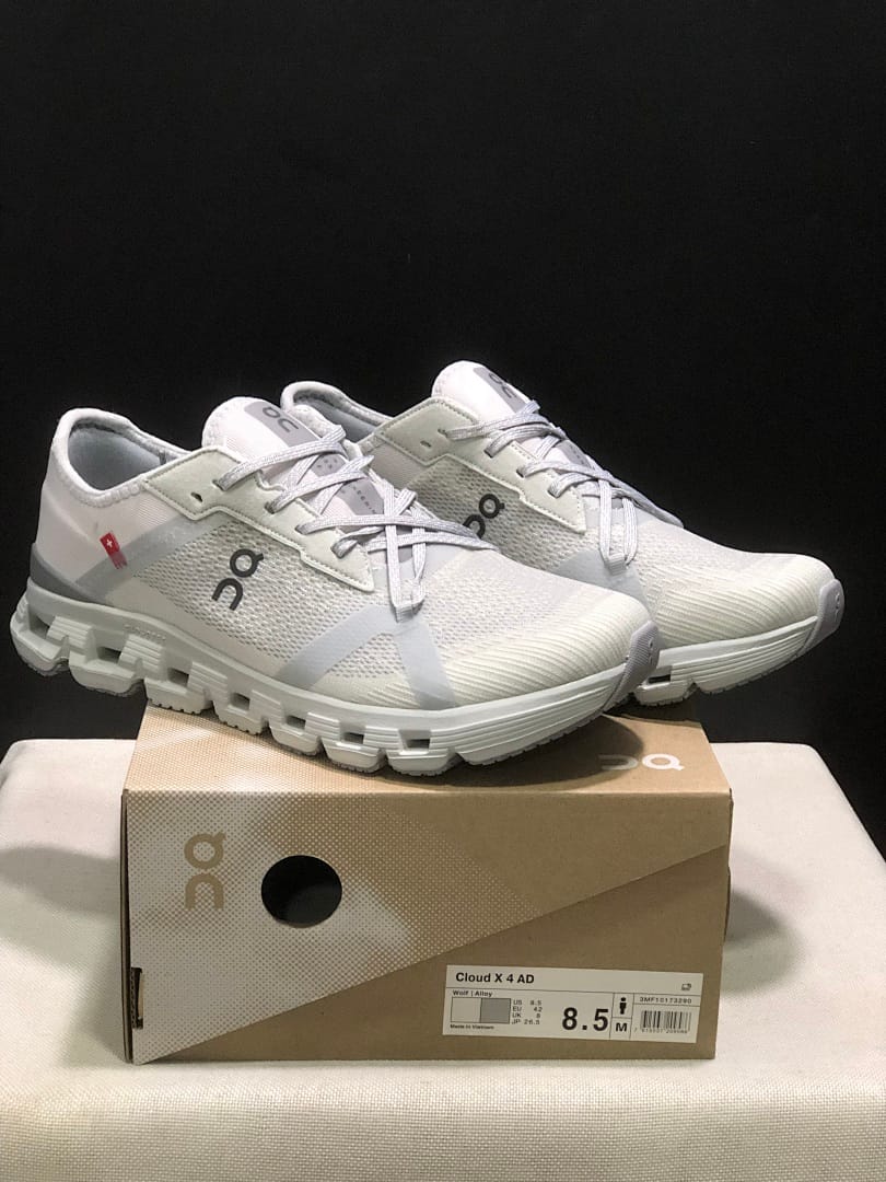 On Cloud X4 AD 'Grey'