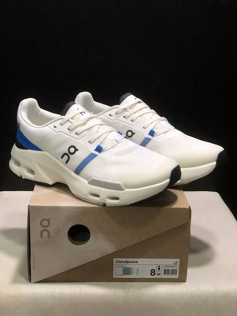 On Cloudpulse 'White Blue'