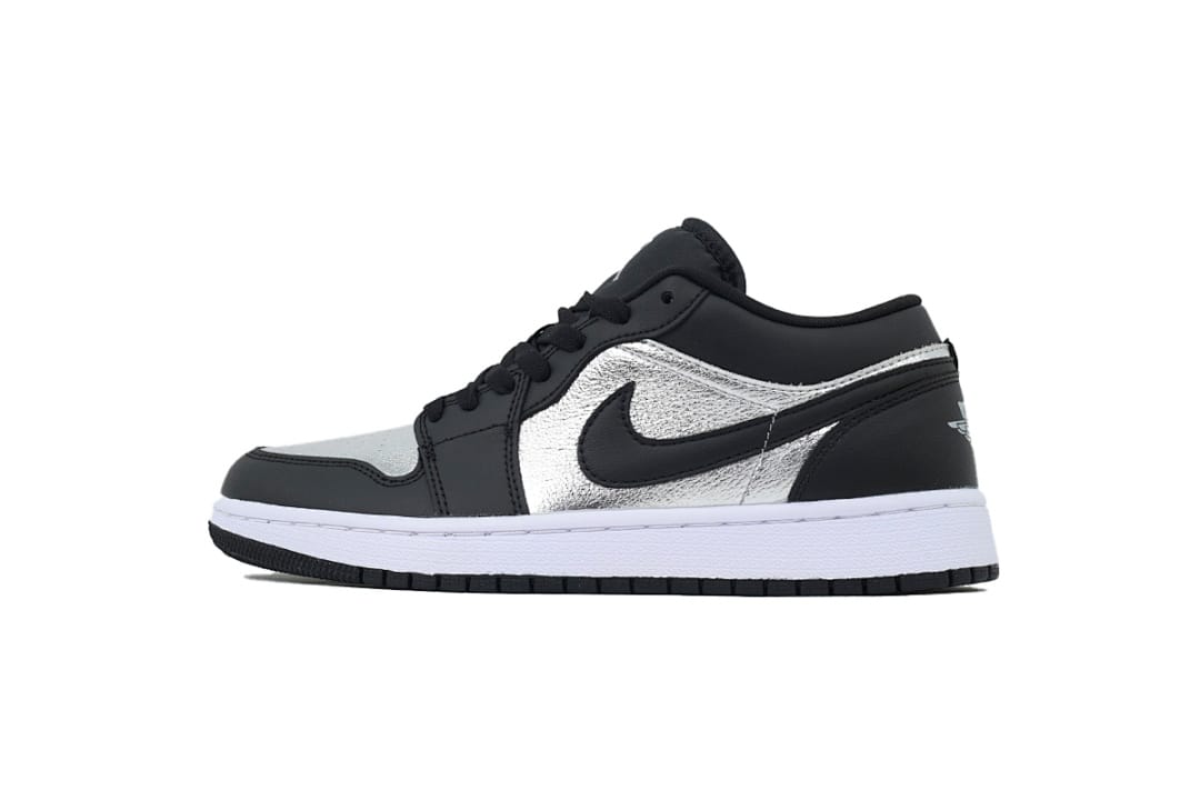Air Jordan 1 Low SE Silver Toe