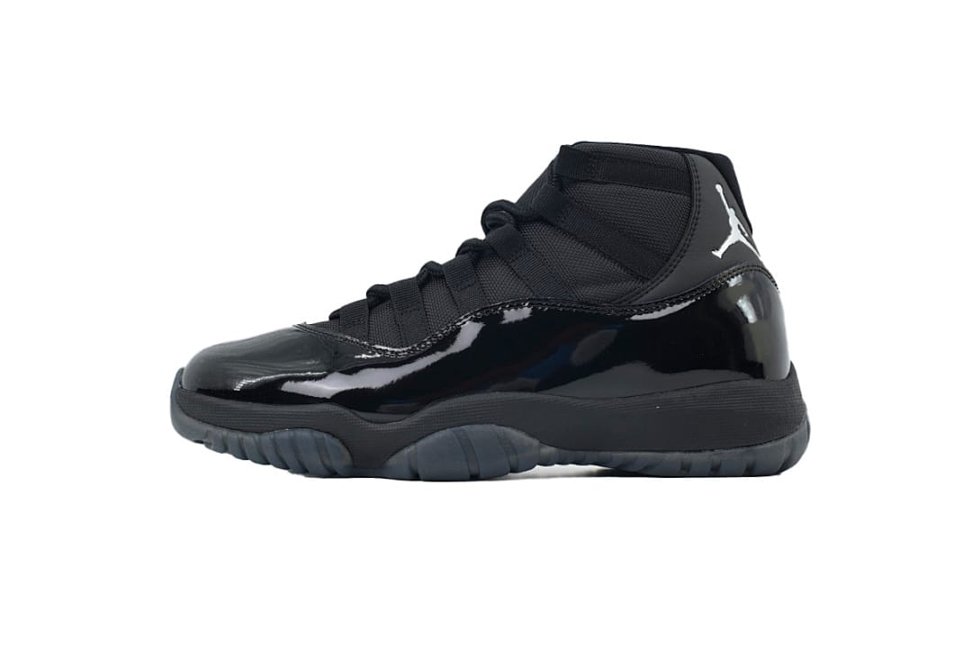 Air Jordan 11 Retro x A Ma Maniére Gamma Blue (Colorway 2)