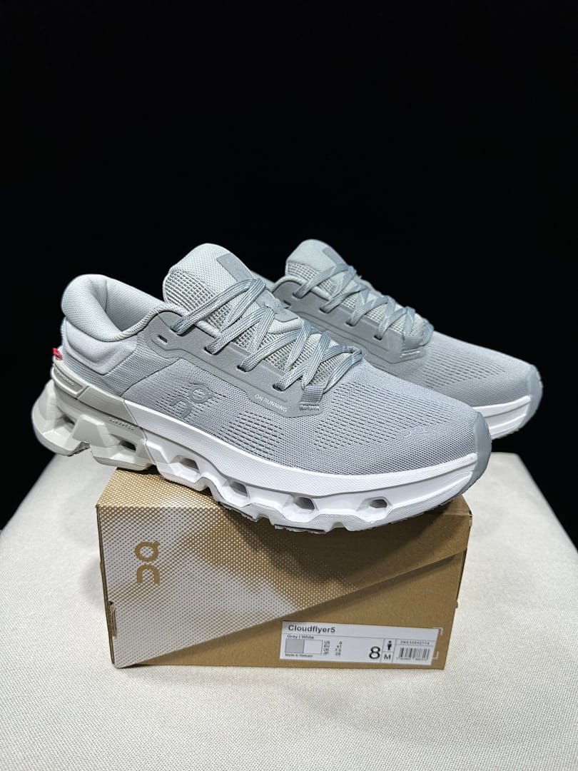 On Cloudflyer 5 'Glacier Grey'