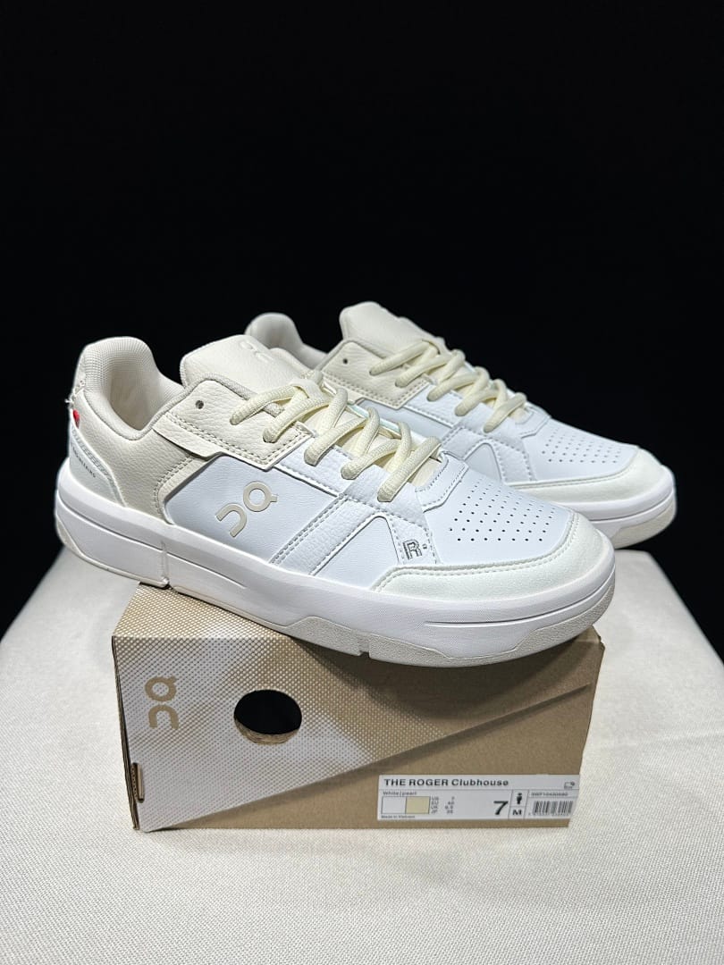 On THE ROGER Clubhouse 3 V2 (Colorway 5)