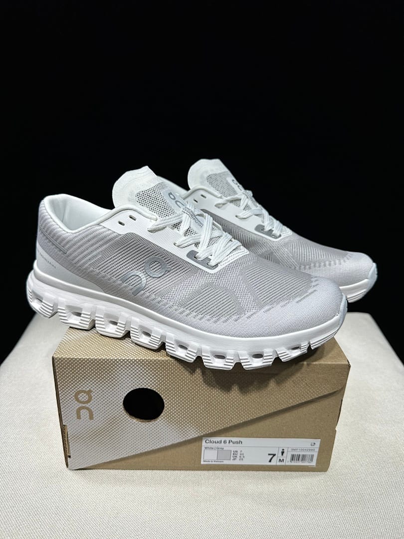 On Cloud 6 Push (Colorway 7)
