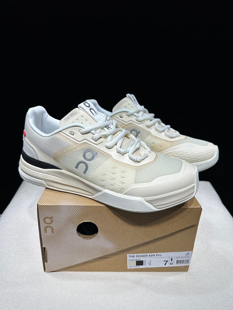 On THE ROGER Clubhouse Pro 'Beige'