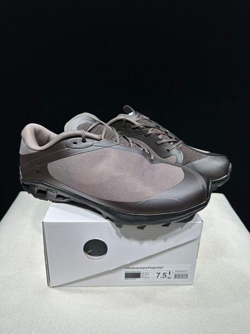 On Cloudventure Peak × PAF 'Brown'