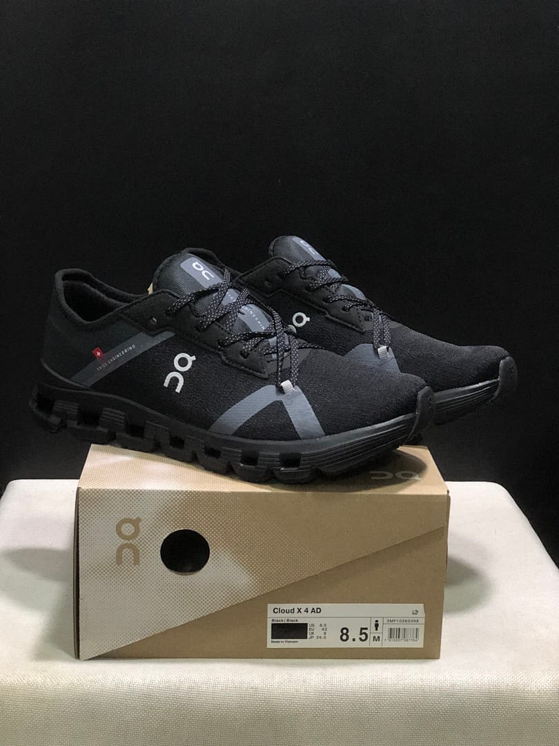 On Cloud X4 AD (Colorway 2)
