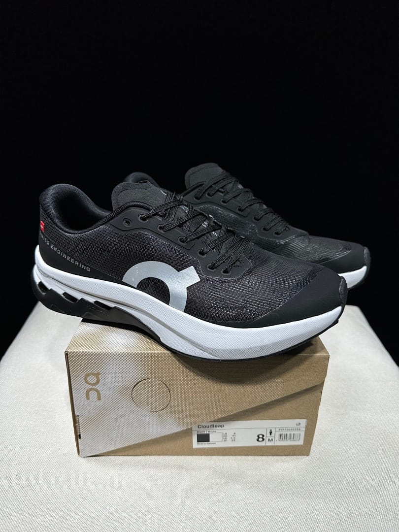 On Cloudultra Peak (Colorway 6)