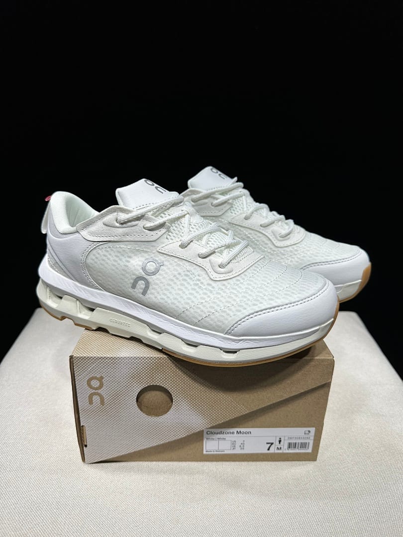 On × Zendaya Cloudzone (Colorway 3)
