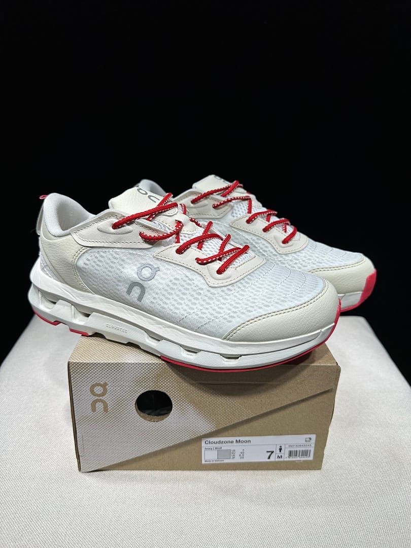 On × Zendaya Cloudzone (Colorway 2)