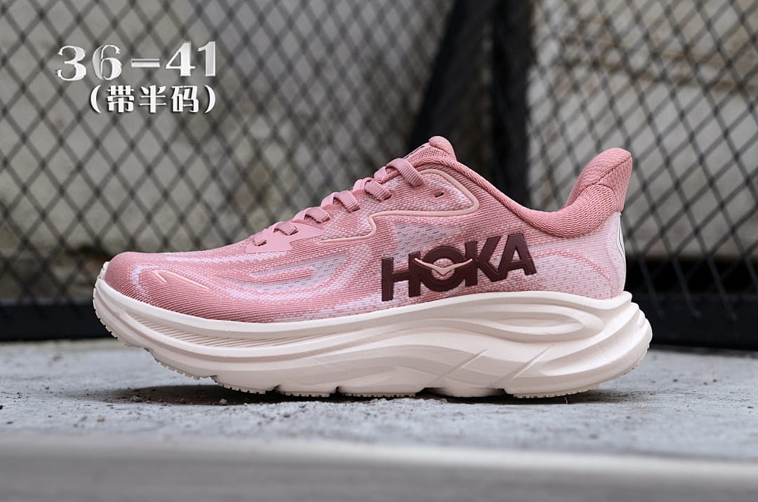 HOKA Clifton 10 'Light Pink'