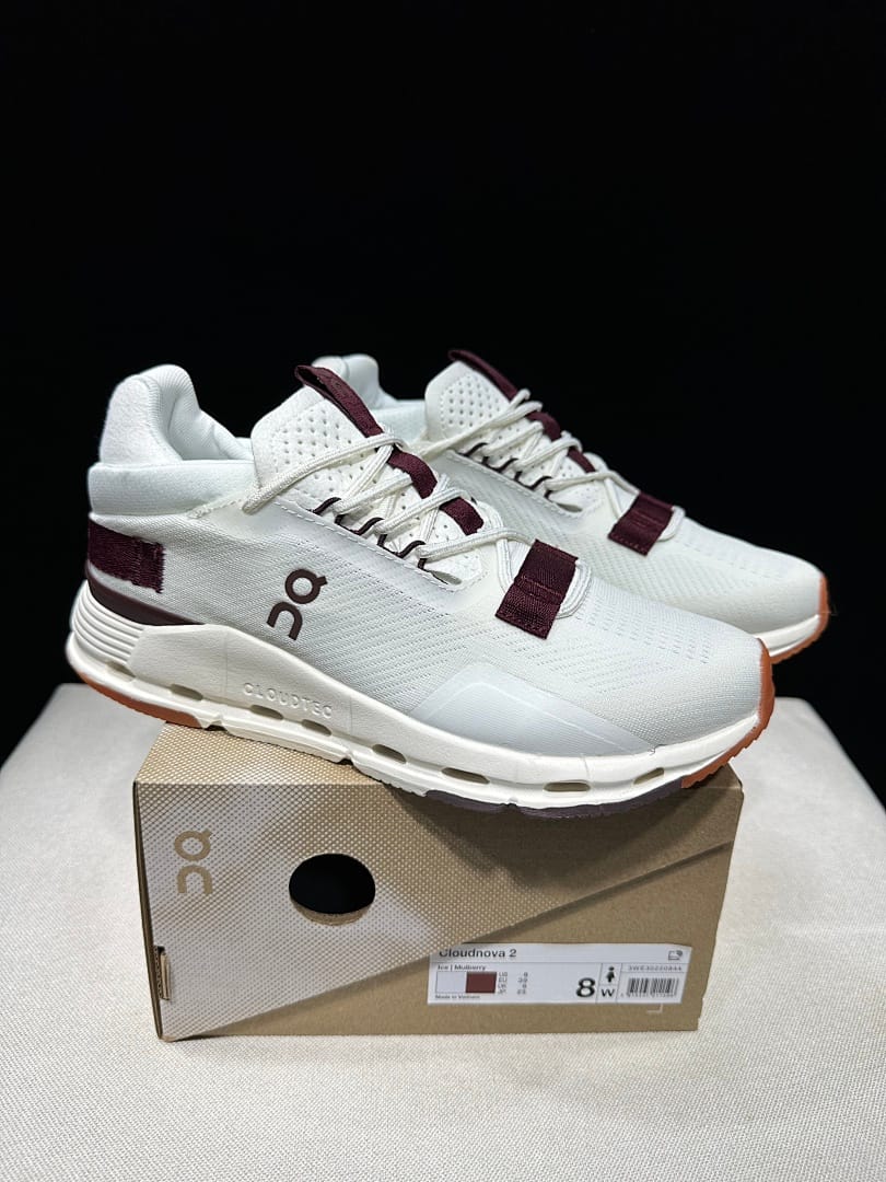 On Cloudnova 2 'White Red'
