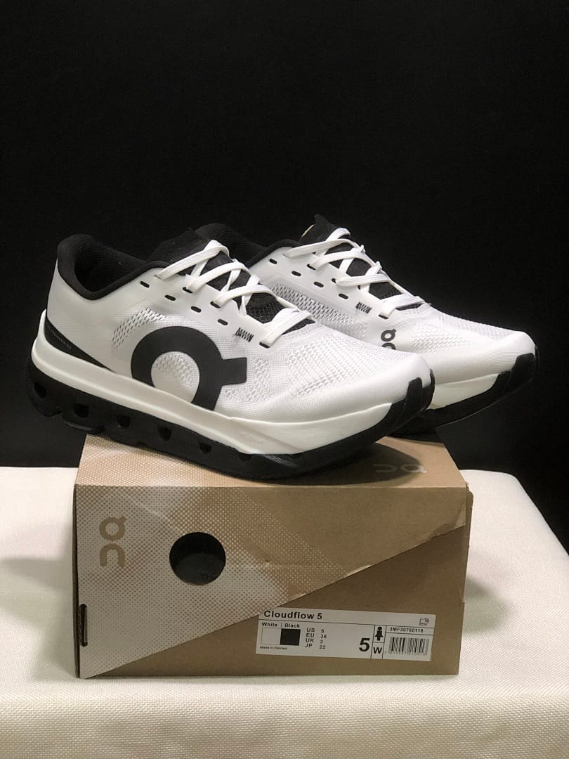 On Cloudflow 5 (Colorway 20)