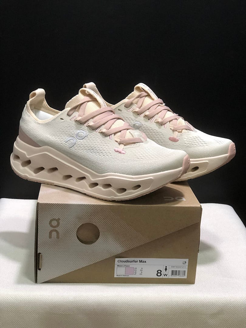 On Cloudsurfer Max (Colorway 15)