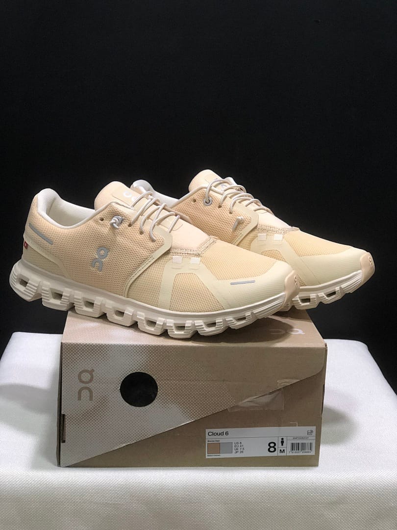 On Cloud 6 (Colorway 8)