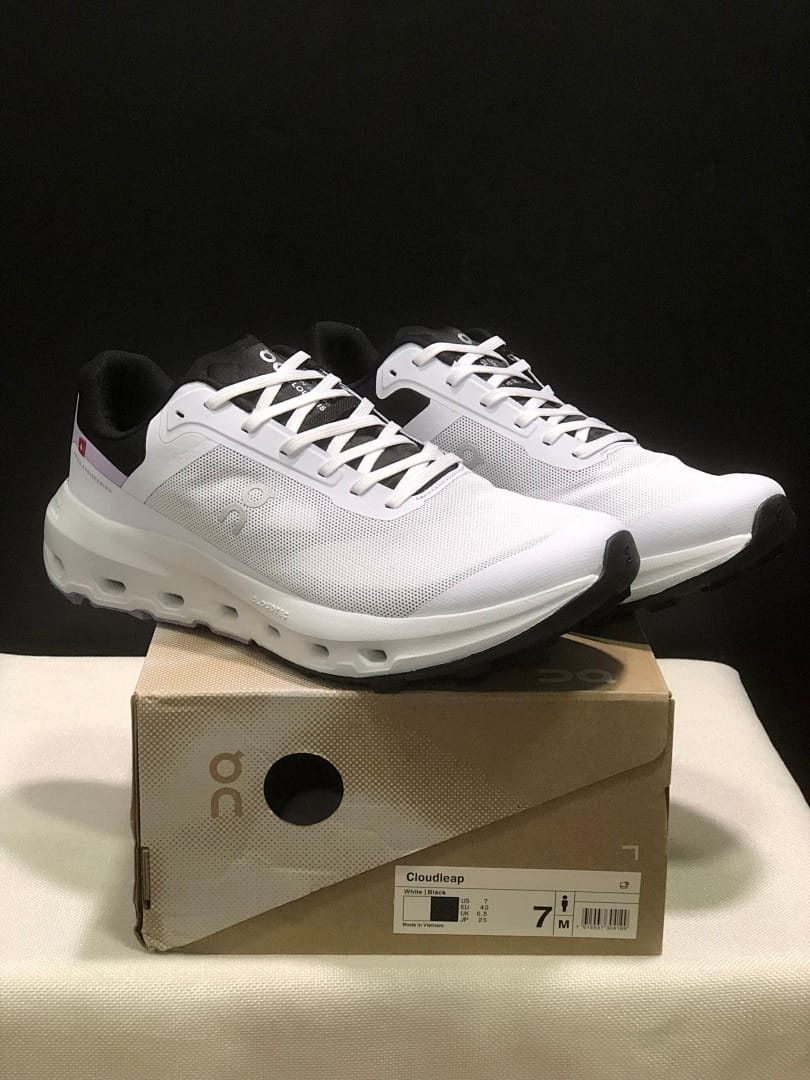 On Cloudvista 3 (Colorway 6)