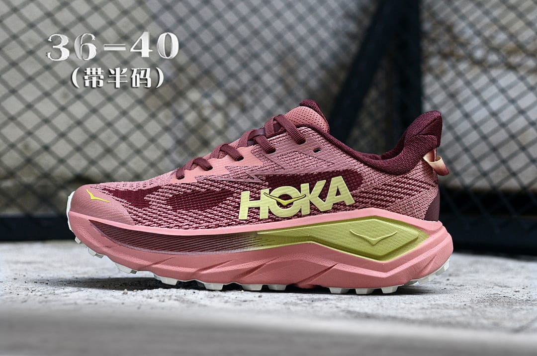 HOKA Challenger 8 'Crimson'