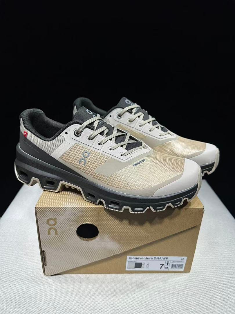On Cloudventure (Colorway 3)