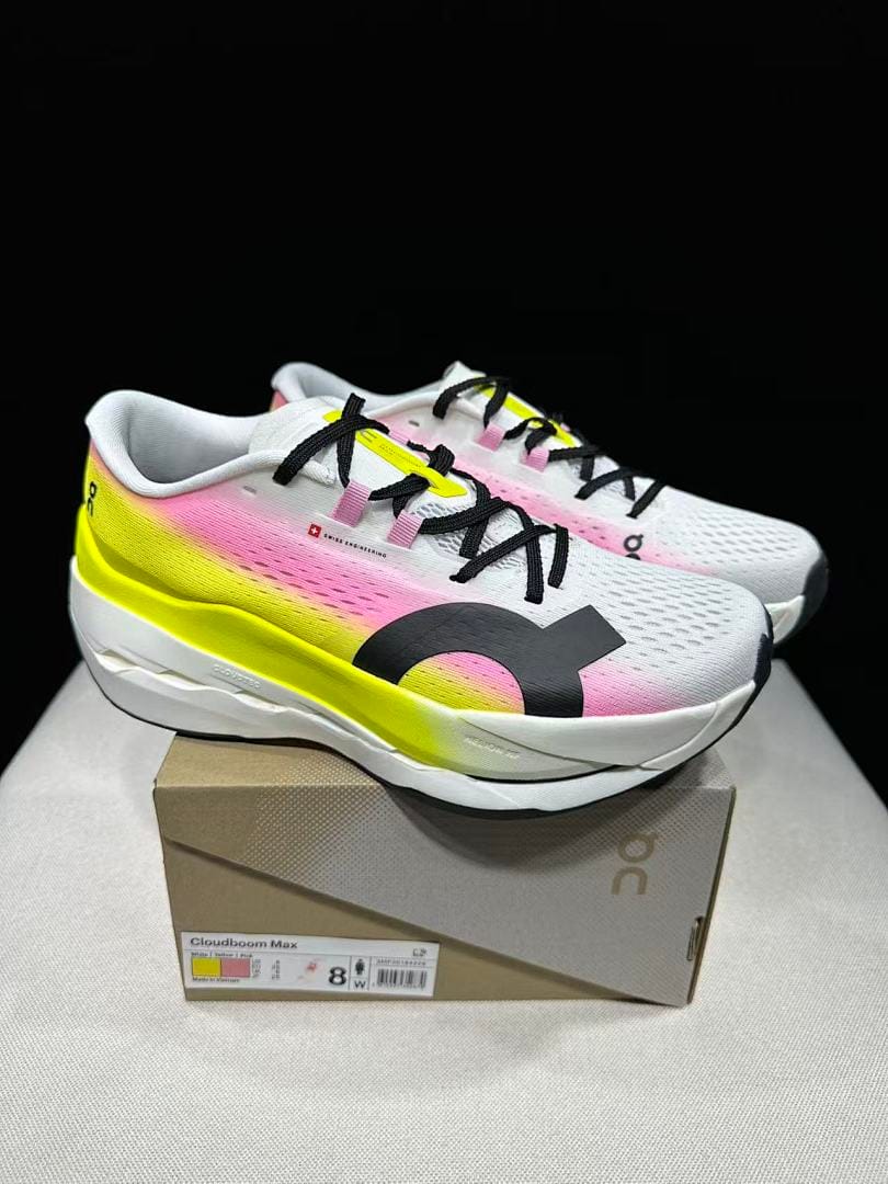 On Cloudboom Max (Colorway 9)