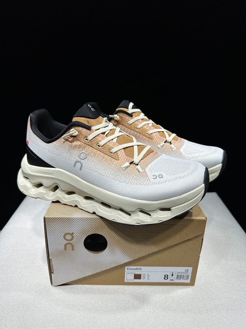 On Cloudtilt Spring (Colorway 4)