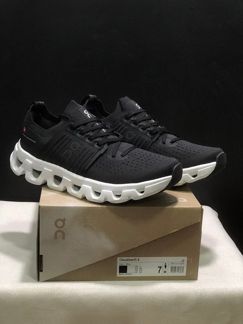 On Cloudswift 4 (Colorway 10)