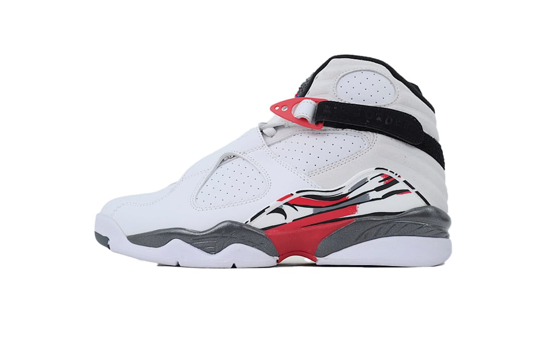 Air Jordan 8 Retro x XP Edition Bugs Bunny