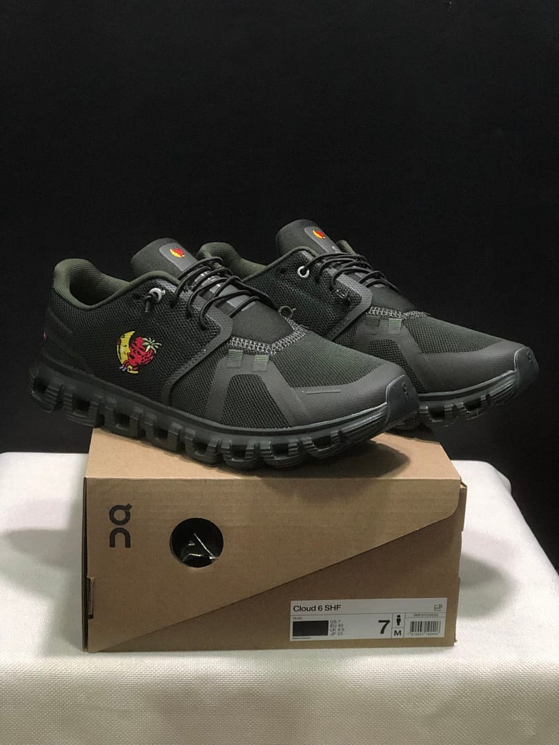 On Cloud 6 (Colorway 7)