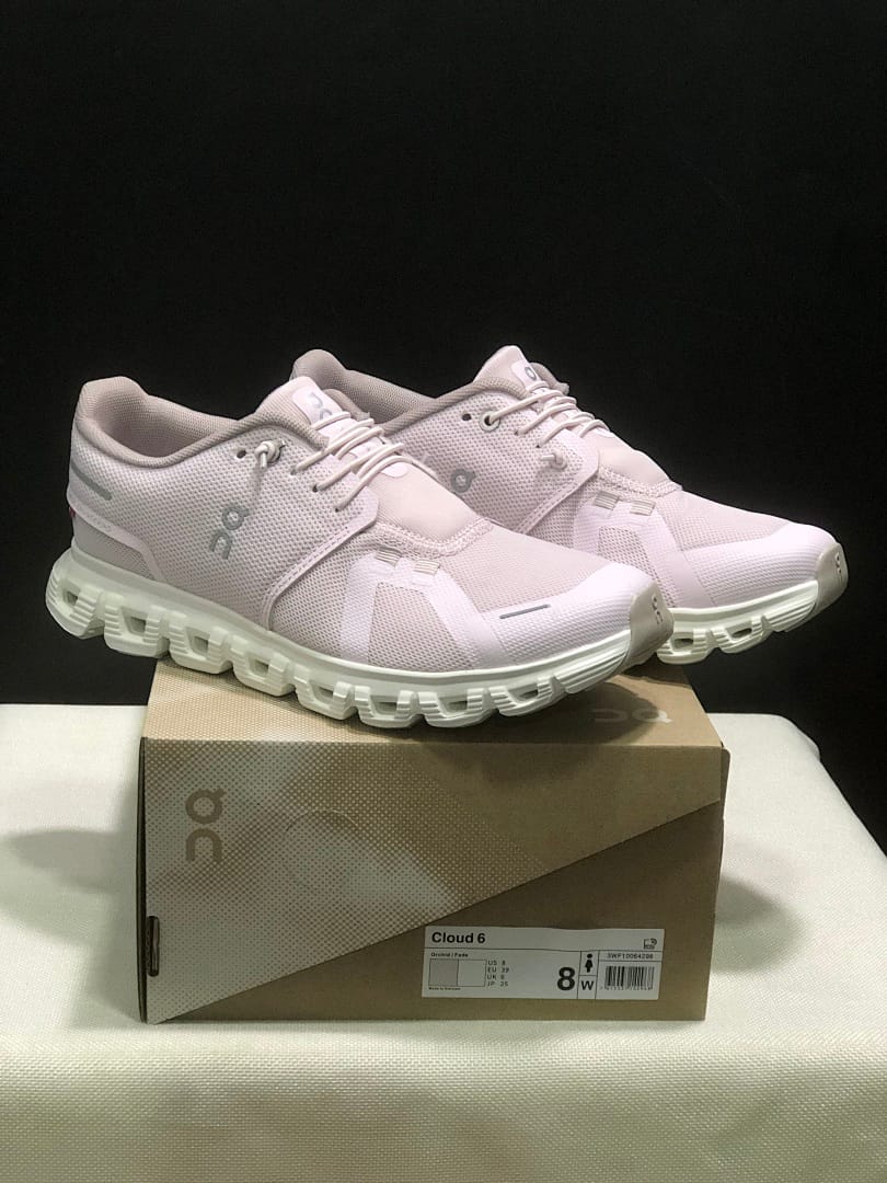 On Cloud 6 (Colorway 5)