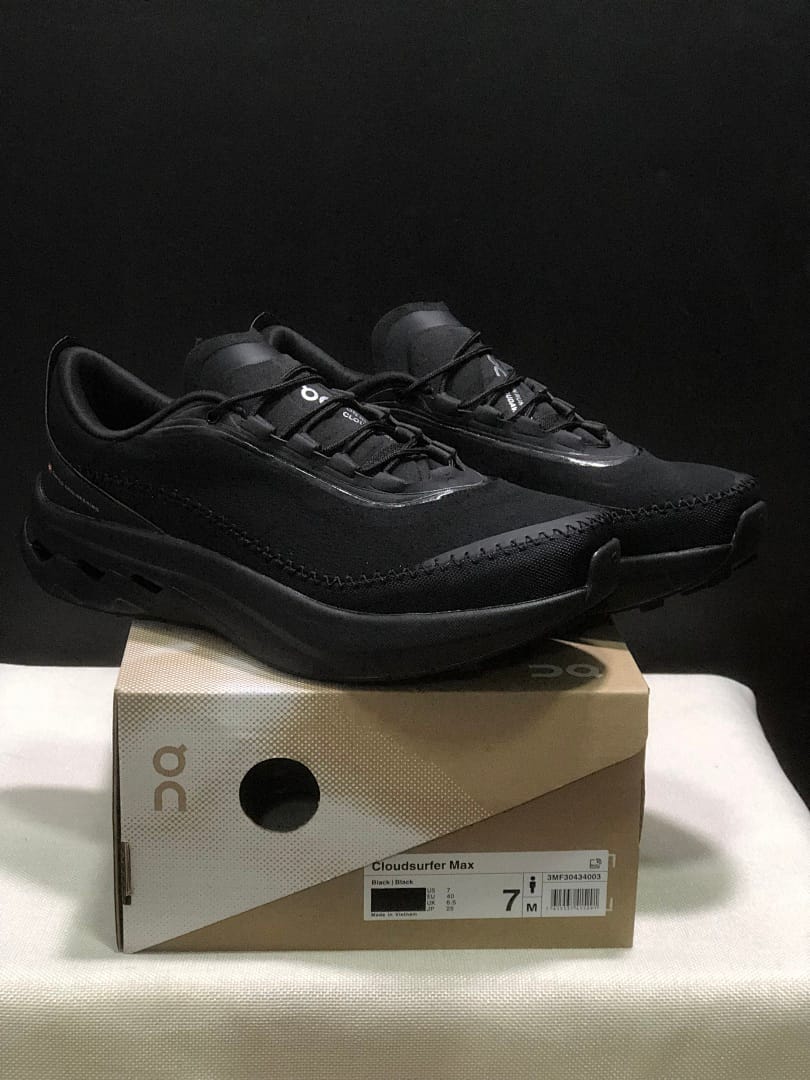 On Cloudsurfr Max 2 (Colorway 5)