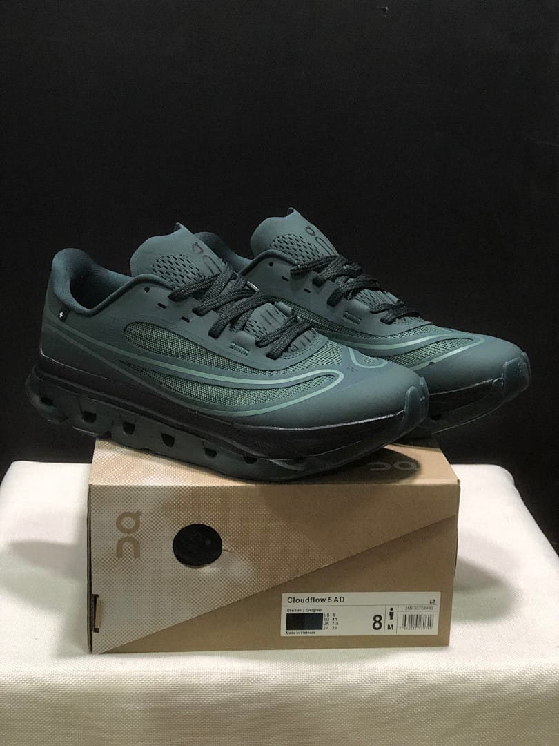 On Cloudflow 5 (Colorway 5)