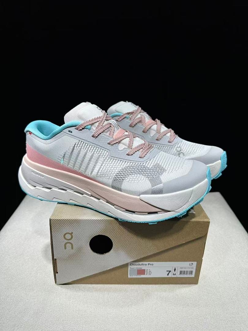 On Cloudultra Pro (Colorway 3)