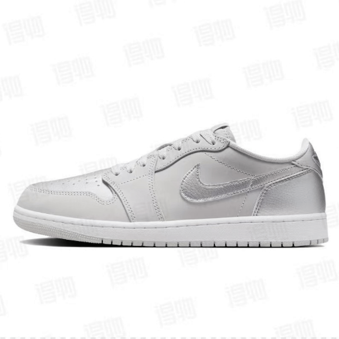 Air Jordan 1 Retro Low OG Metallic Silver