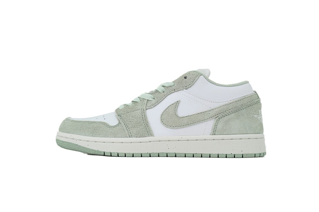 Air Jordan 1 Low SE Seafoam