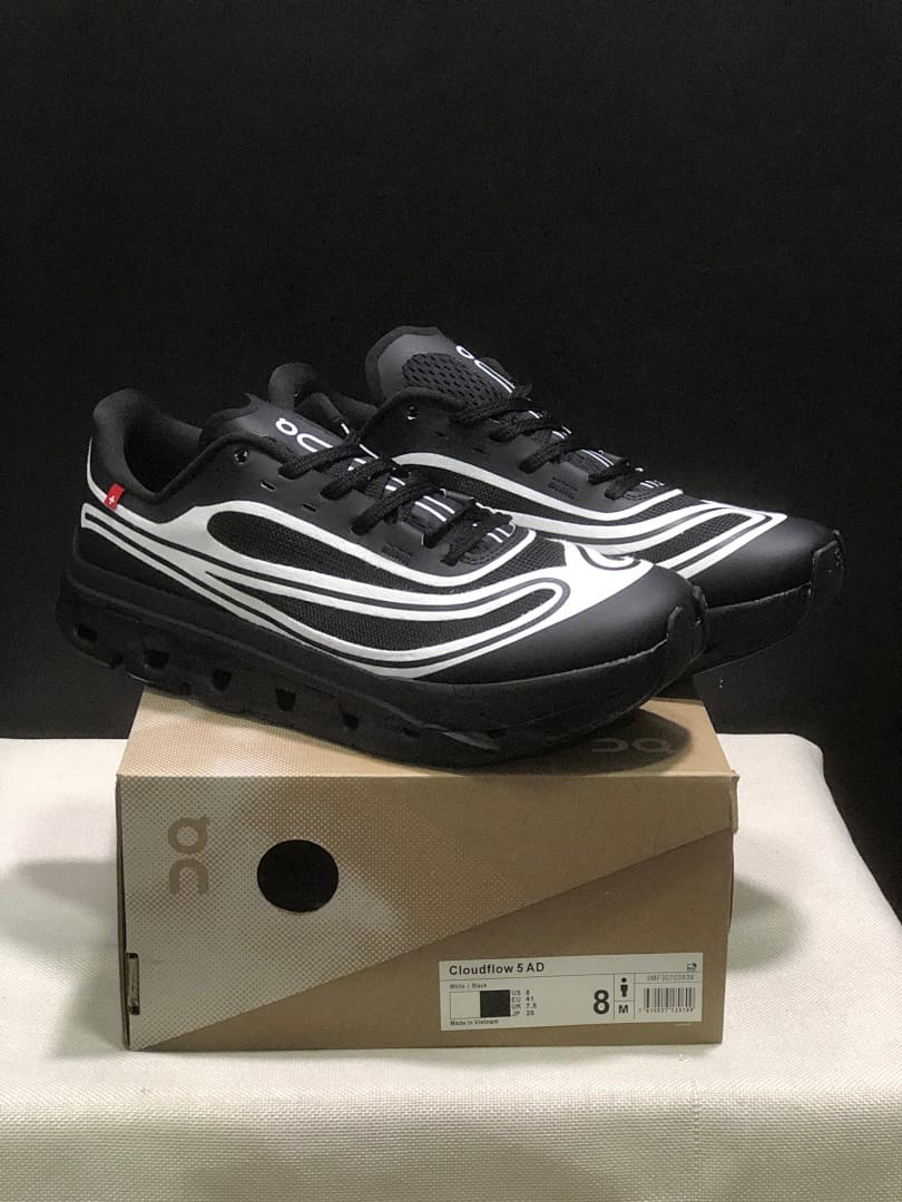 On Cloudflow 5 (Colorway 3)