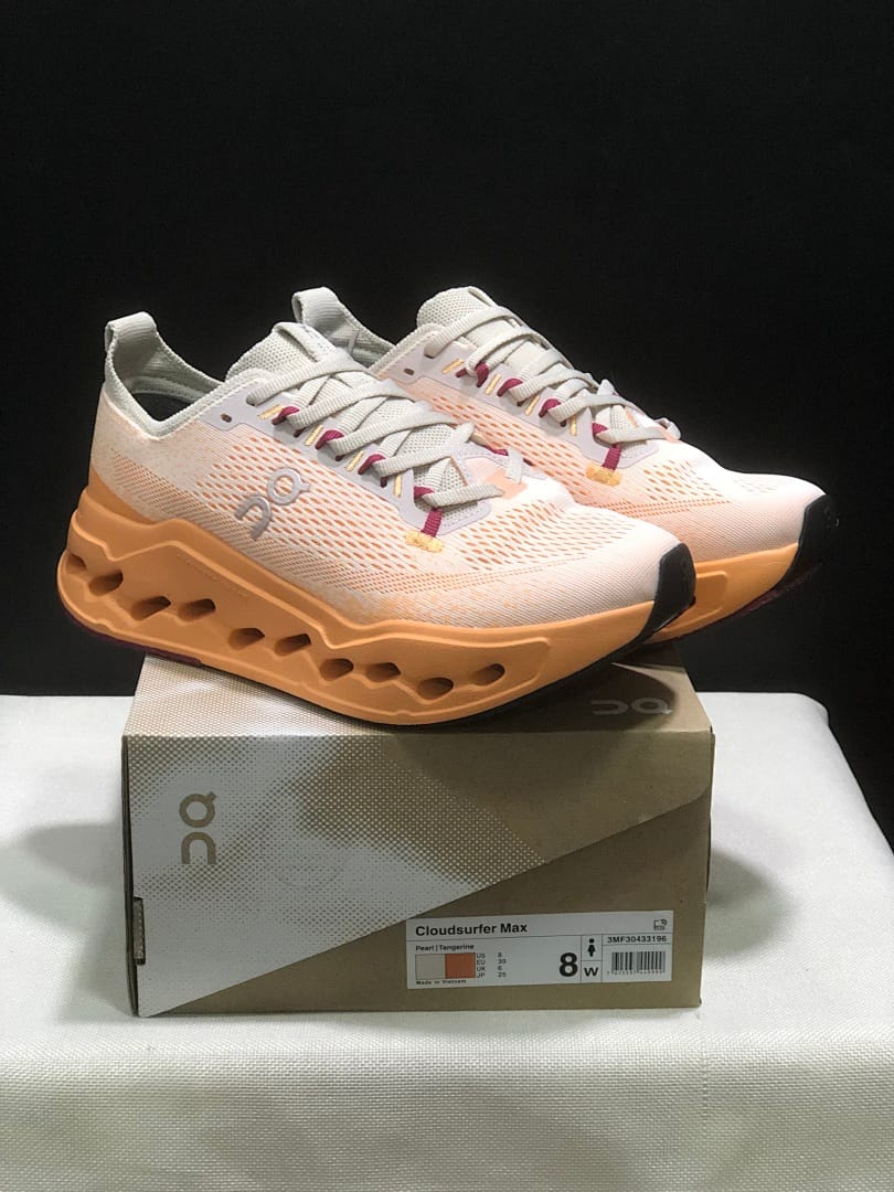 On Cloudsurfer Max (Colorway 6)