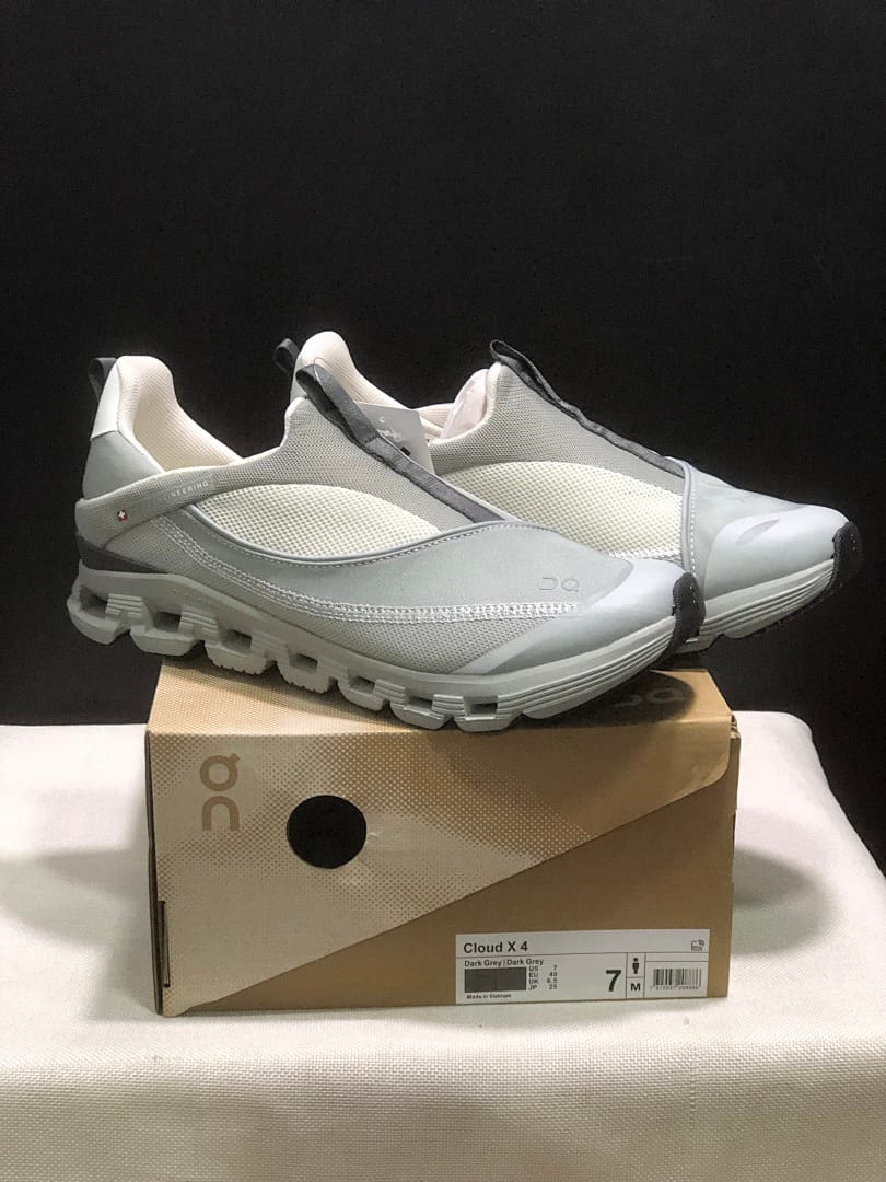 On Cloud 4 Coast (Colorway 3)