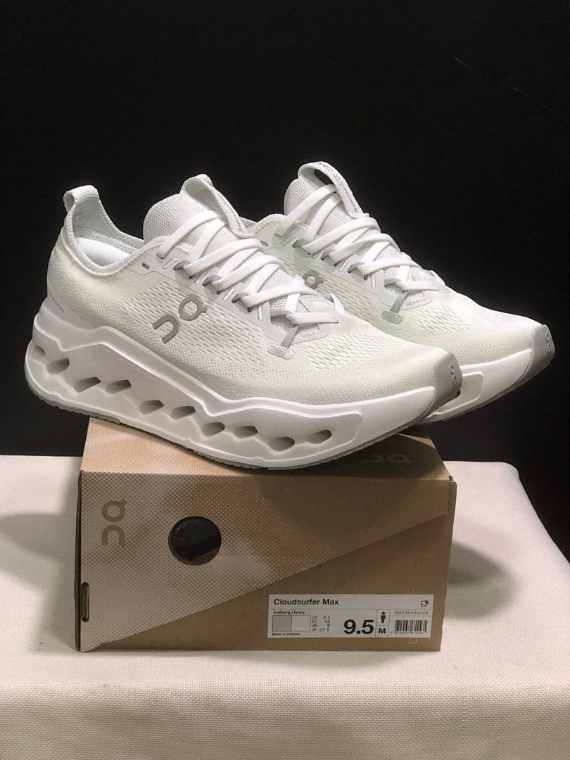 On Cloudsurfer Max (Colorway 2)