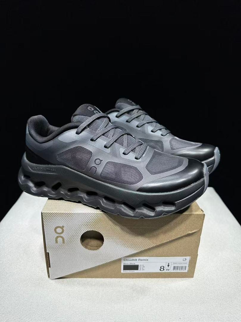 On Cloudtilt Remix (Colorway 6)